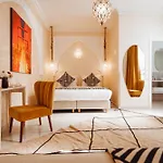 Riad Andallaspa